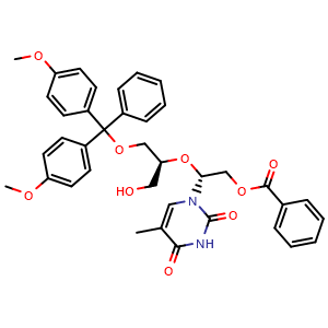 Chemical structure of (R)-2-(((S)-1-(bis(4-methoxyphenyl)(phenyl)methoxy)-3-hydroxypropan-2-yl)oxy)-2-(5-methyl-2,4-dioxo-3,4-dihydropyrimidin-1(2H)-yl)ethyl benzoate , AChemBlock AD271812