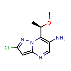 Chemical structure of (R)-2-chloro-7-(1-methoxyethyl)pyrazolo[1,5-a]pyrimidin-6-amine , AChemBlock Y233493